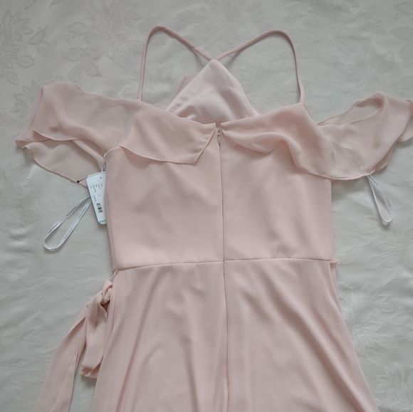 New 🎀 Chiffon halter ruffle off shoulder gown maxi dress Sample Bill Levkoff